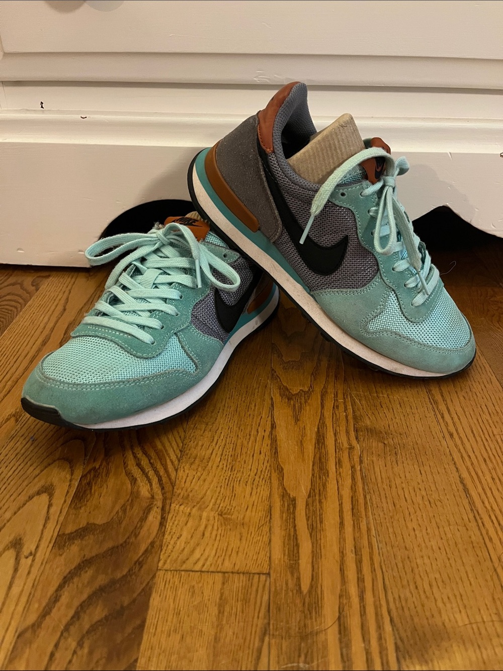 NIKE Internationialist Sneakers in Artisan Teal - Size 7